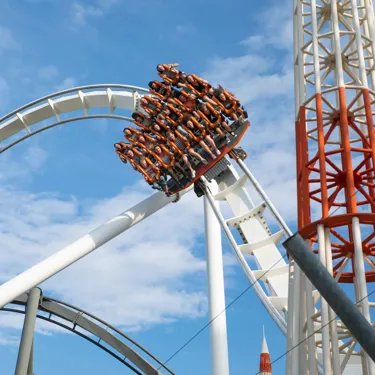 Gardaland Park - Oblivion - La montagna russa a caduta in picchiata verticale