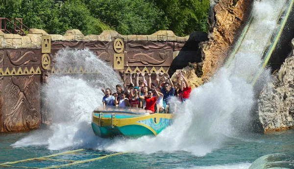 Gardaland Park - Fuga da Atlantide - Barca