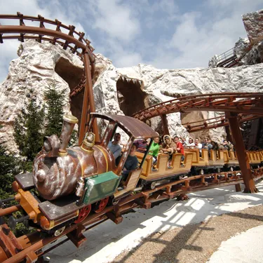 Gardaland Park - Mammut